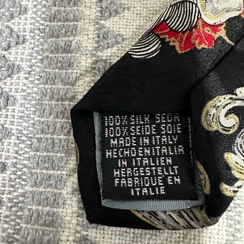 Disney Mickey Mouse Vintage 100% Silk Tie Made in Italy - Picture 2 of 4